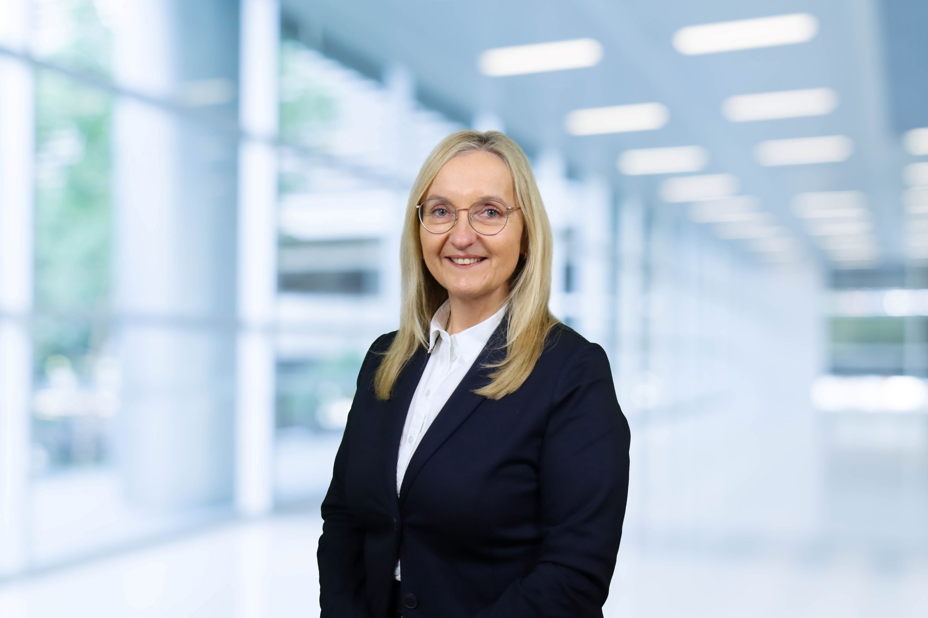 Frau Sylvia Braun