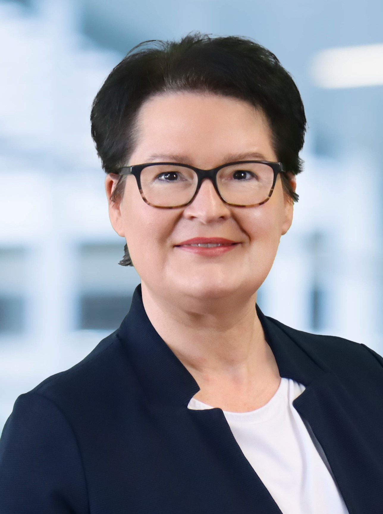 Frau Jana Hövelmann